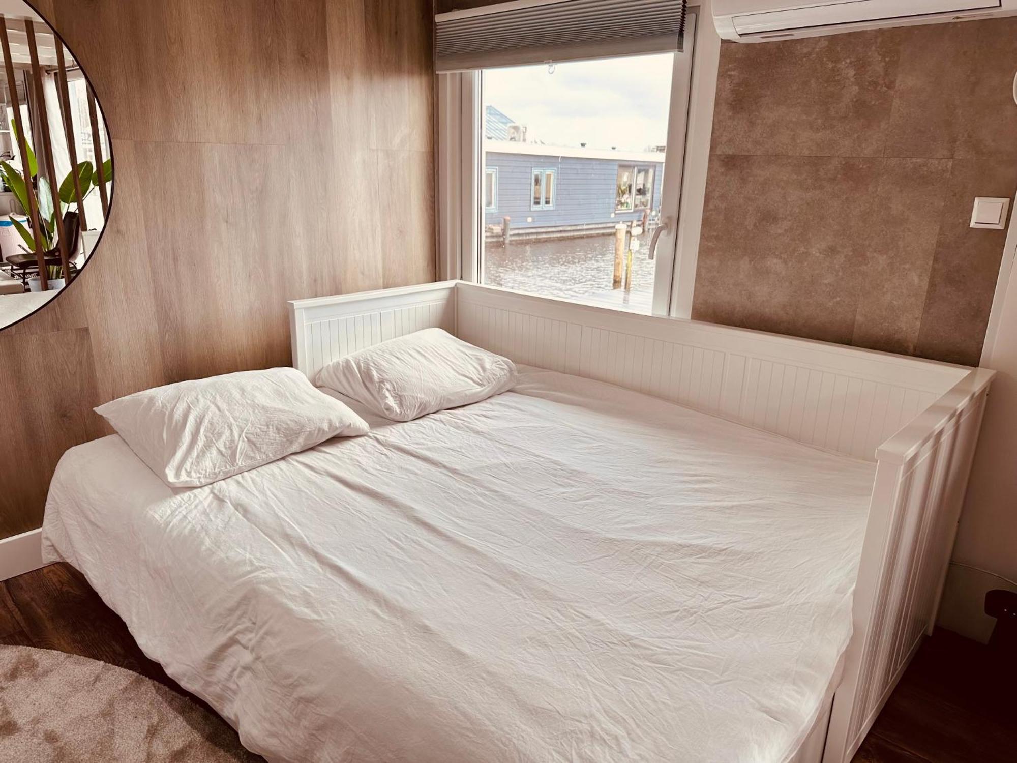アールスメールAmsterdam Boathouseアパートメント エクステリア 写真
